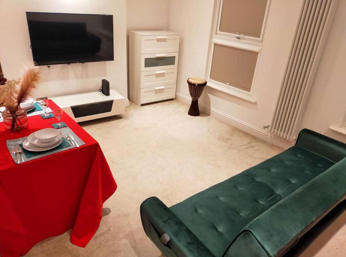 Fully-Equipped Flat In The City Of London. Extérieur photo
